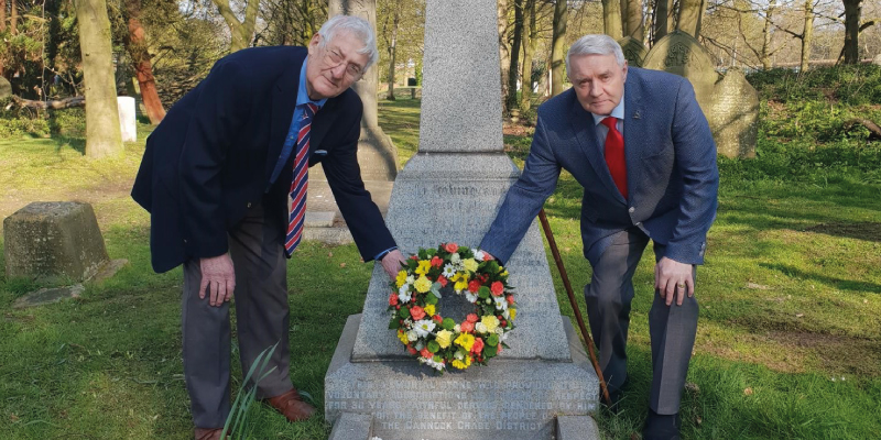 Miners’ champion honoured with first blue plaque for Hednesford